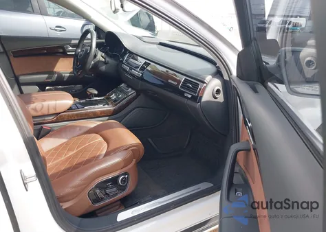 2015 Audi A8 L 4.0T z USA, uszkodzony, nr VIN WAU32AFD6FN039739